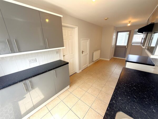 Grendon Avenue, Corby