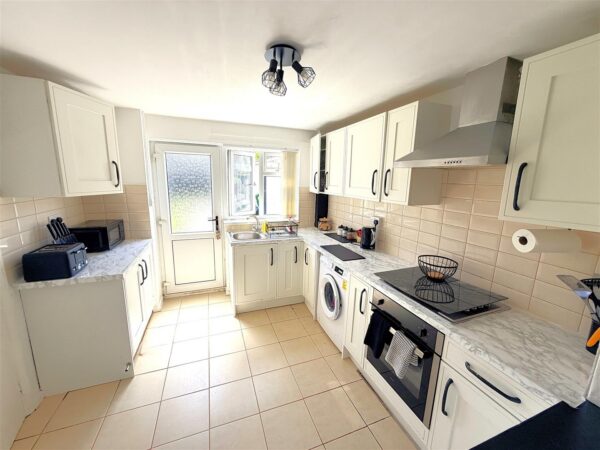 Taunton Avenue, Corby