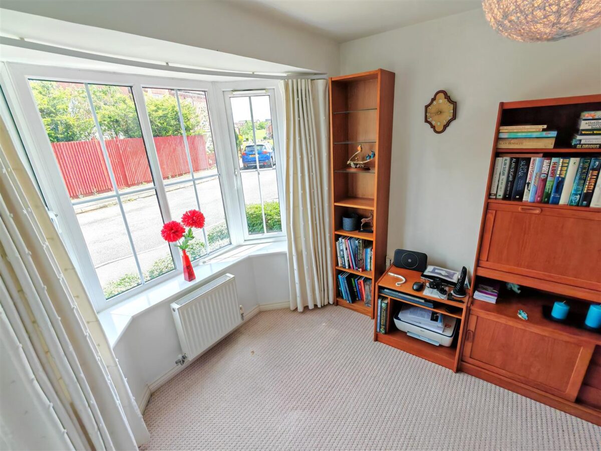 Lark Close, Corby