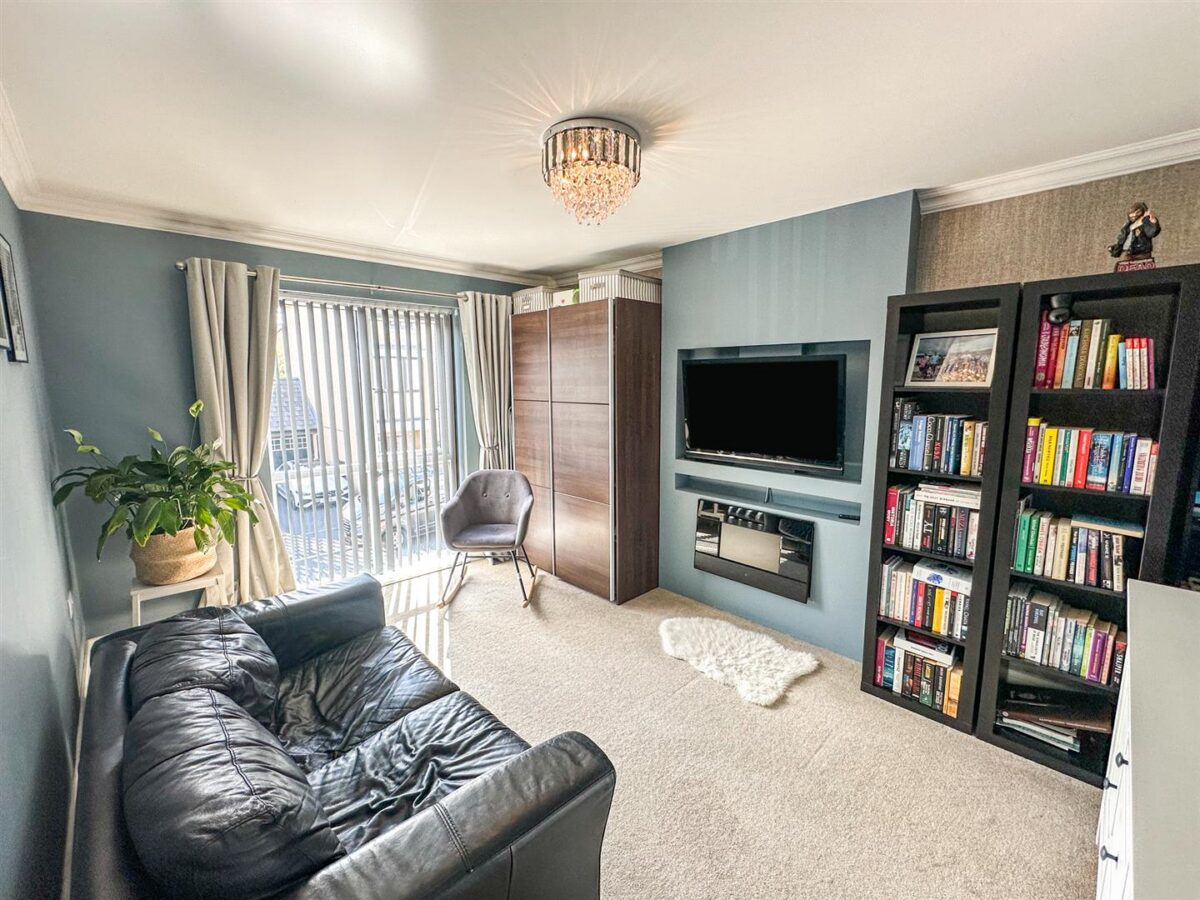 Epping Road, Corby