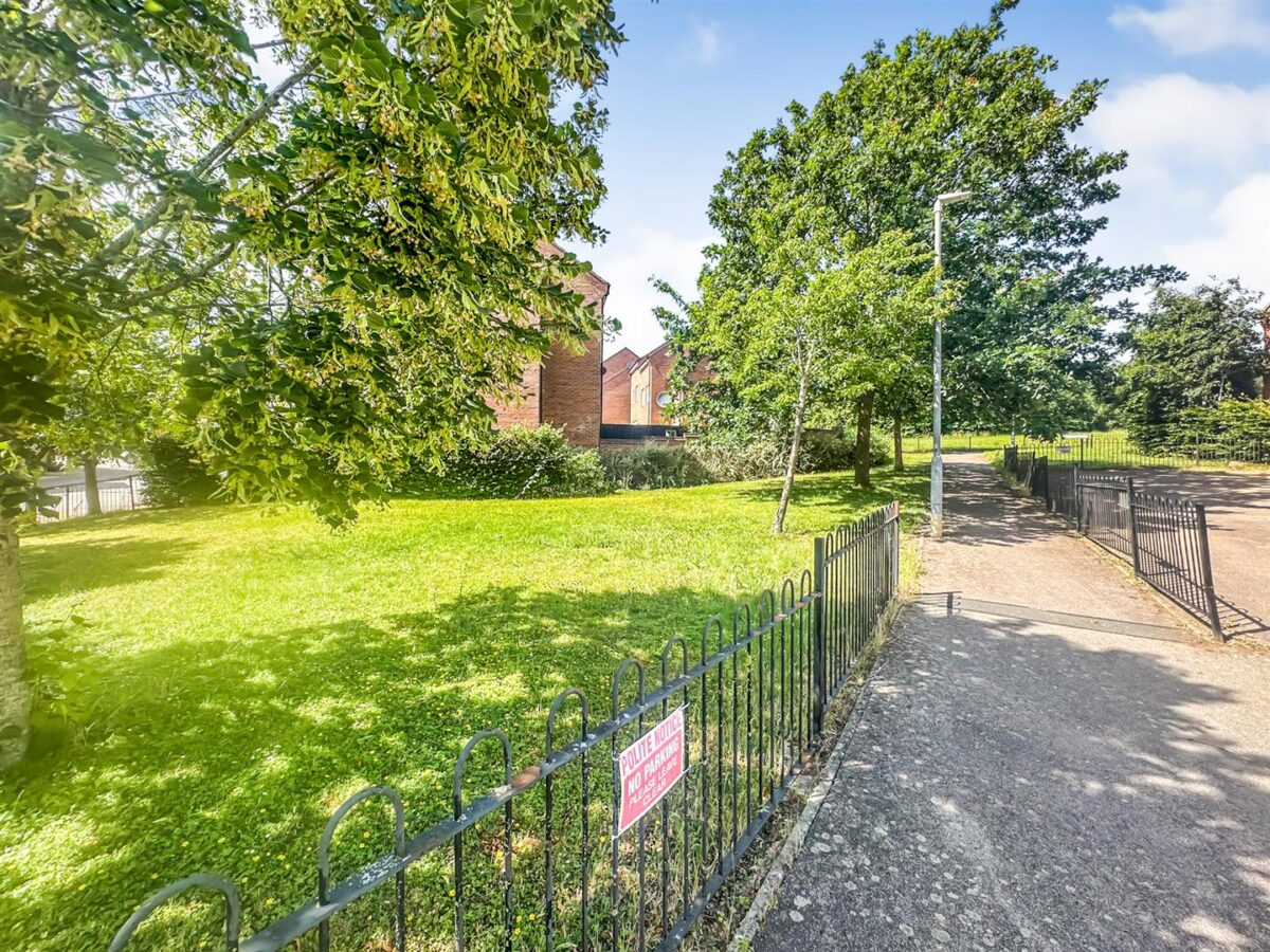 Worcester Close, Corby