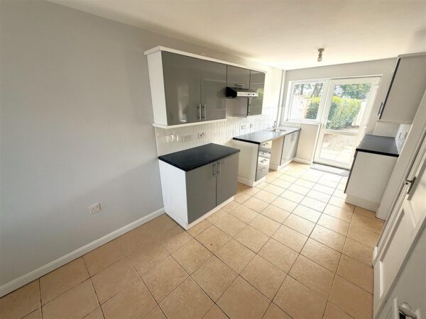 Grendon Avenue, Corby