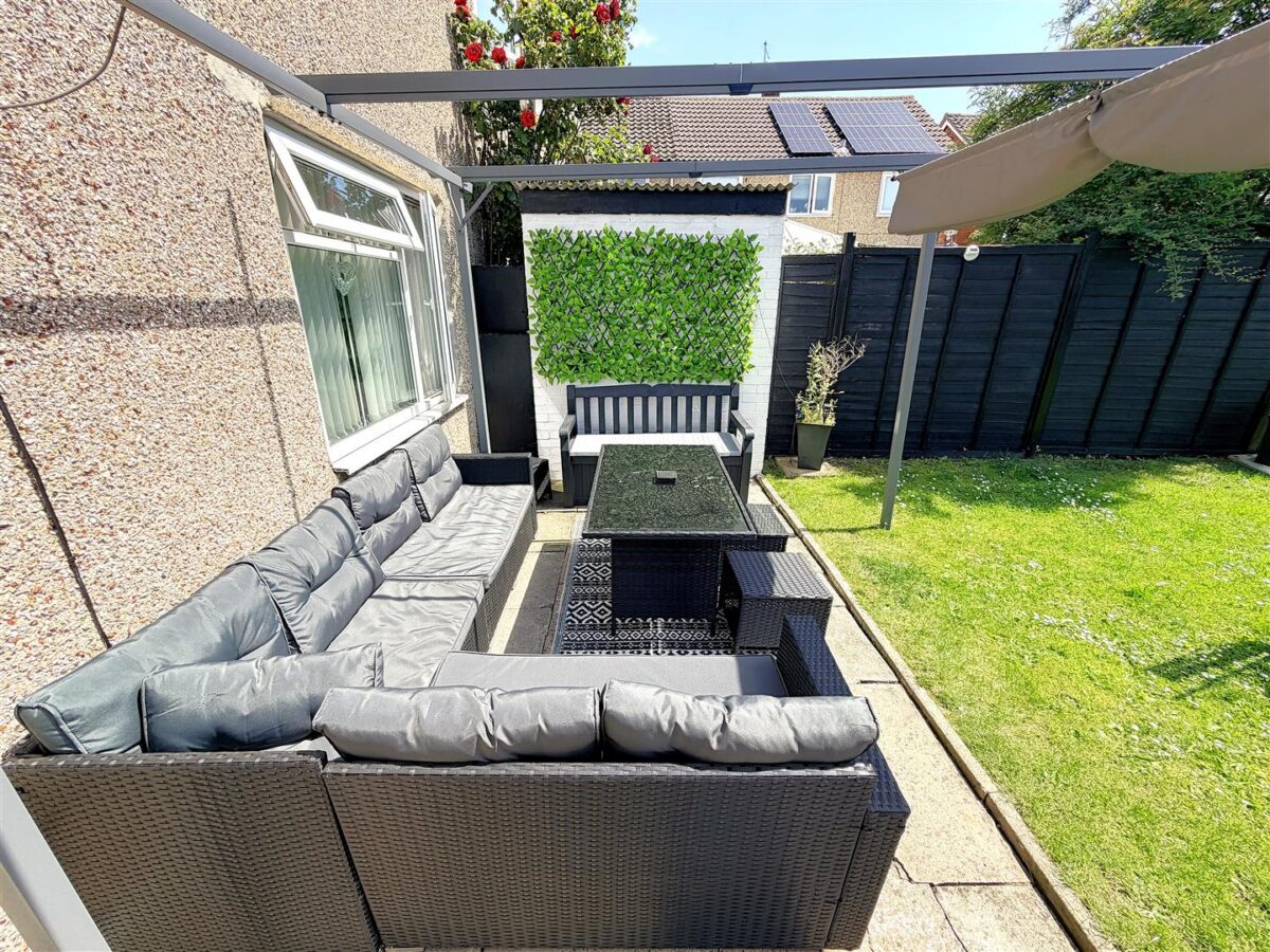 Taunton Avenue, Corby