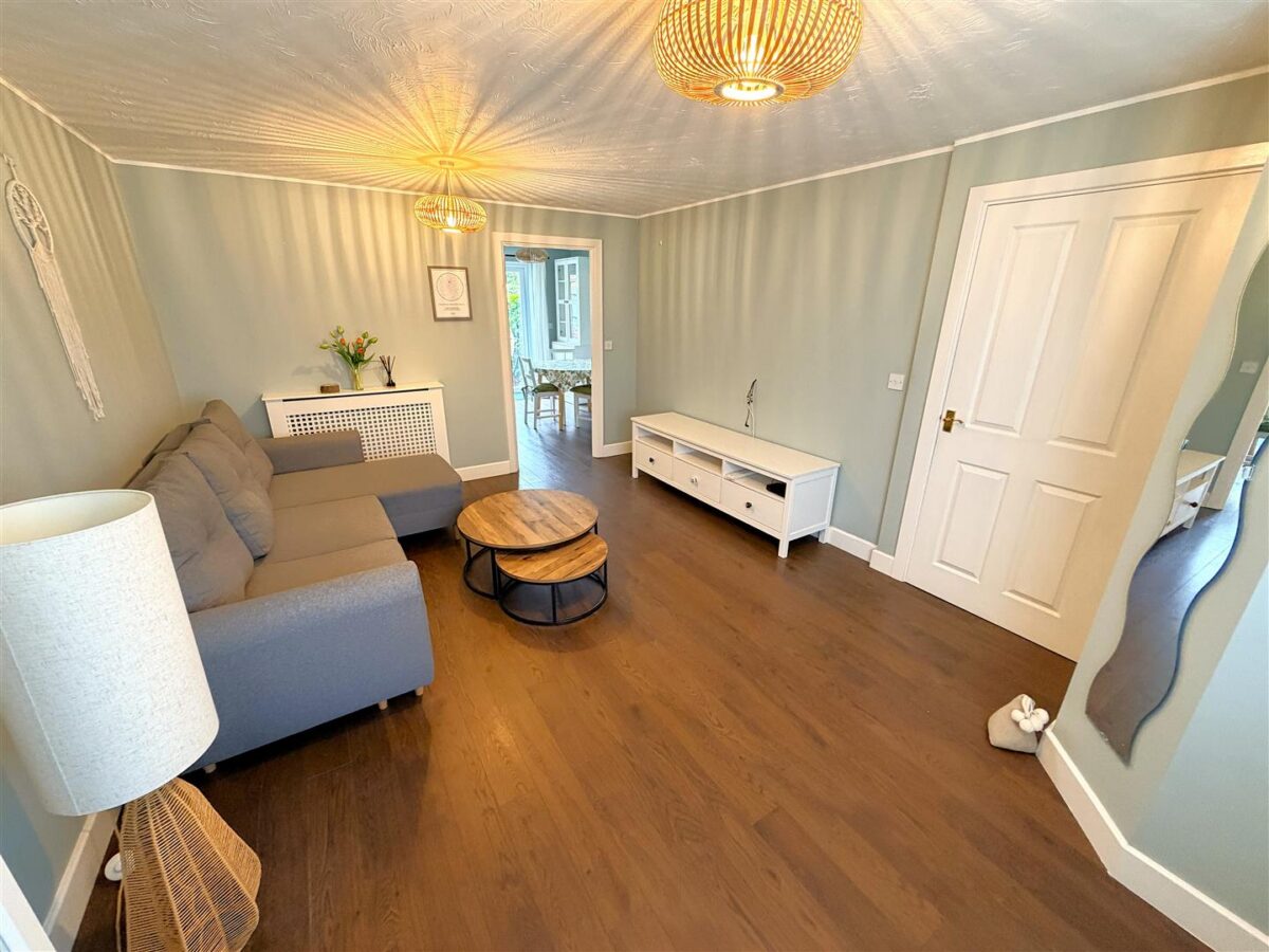 Violet Close, Corby