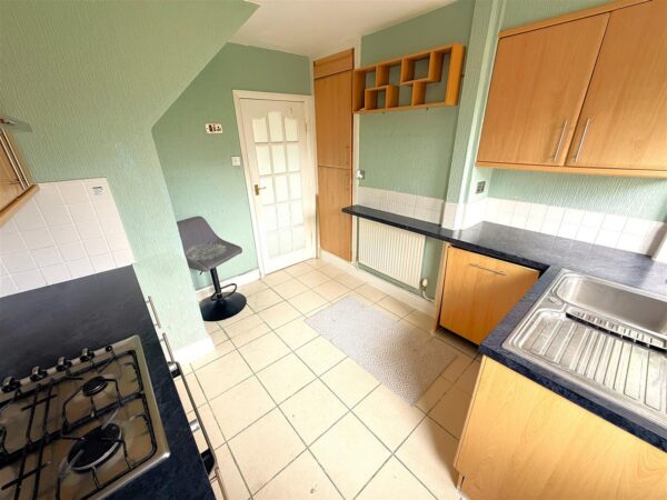 Parsons Grove, Corby
