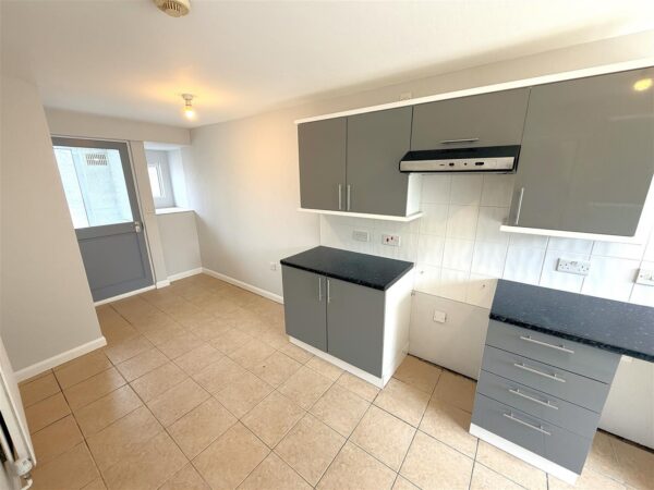 Grendon Avenue, Corby