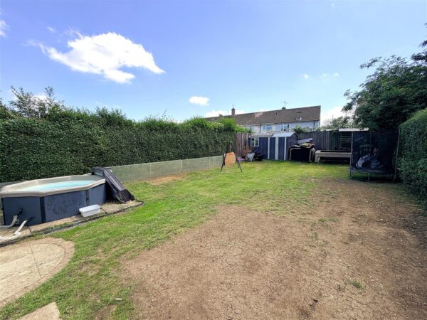 Lindisfarne Road, Corby