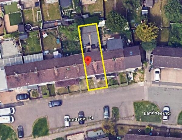 Landseer Court, Corby