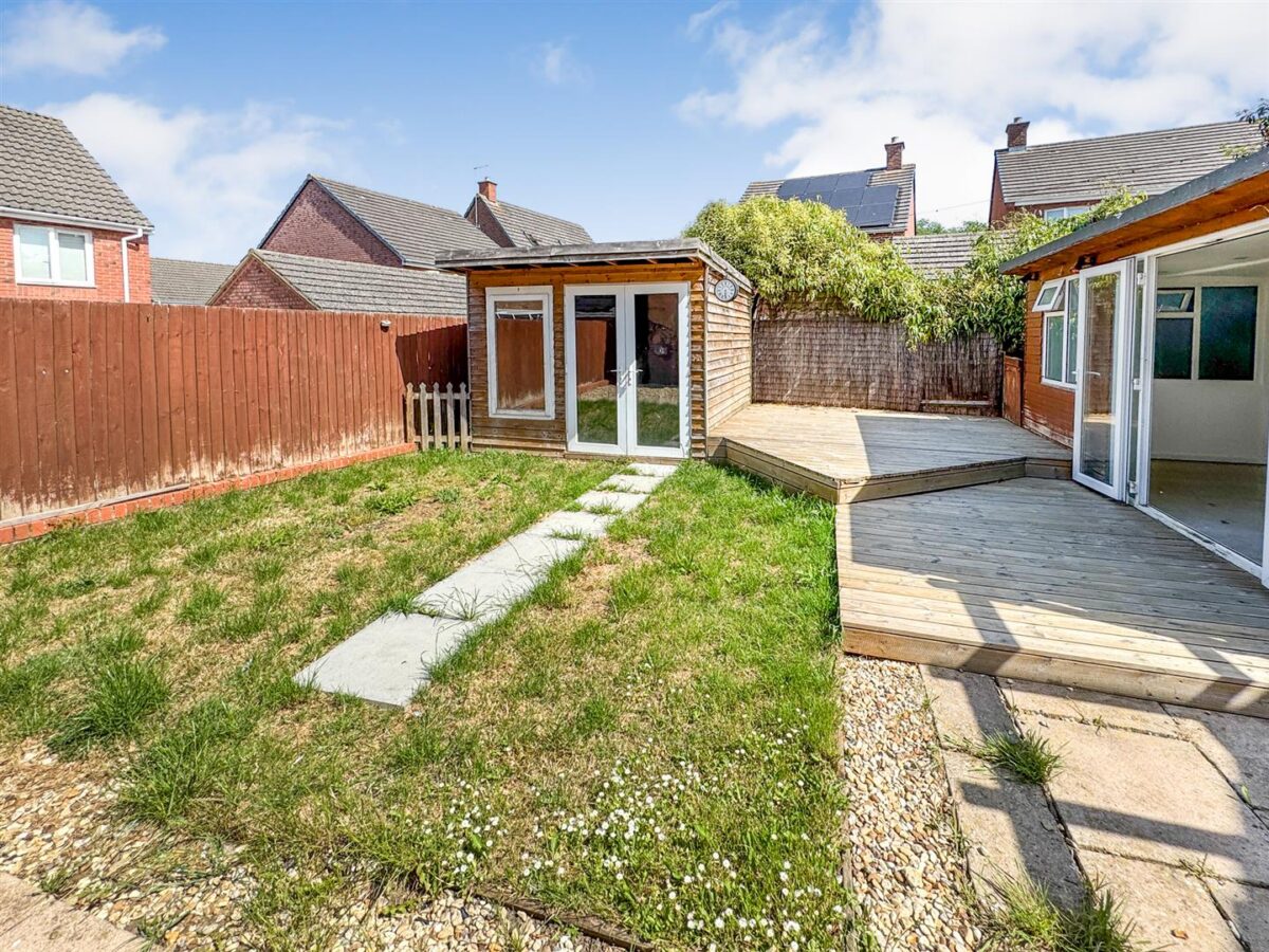 Wren Close, Corby