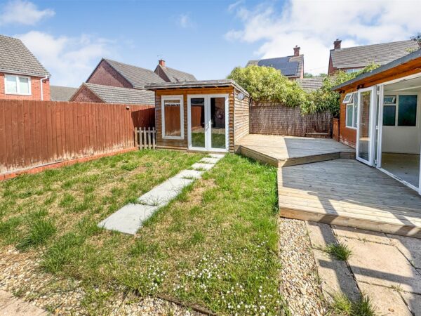 Wren Close, Corby