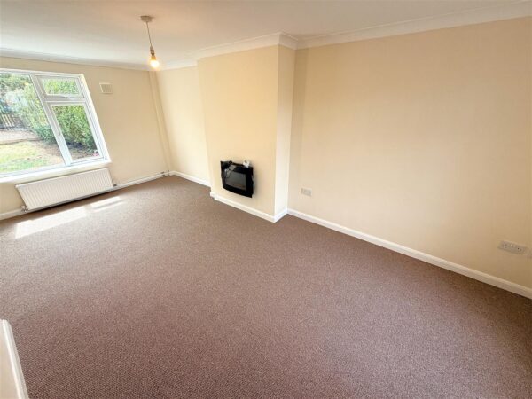 Grendon Avenue, Corby