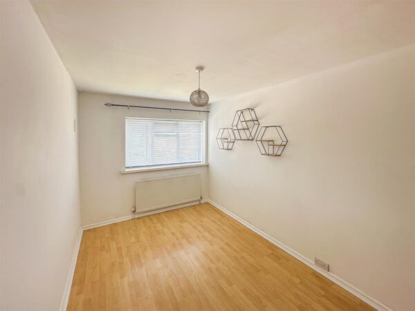 Cupar Crescent, Corby