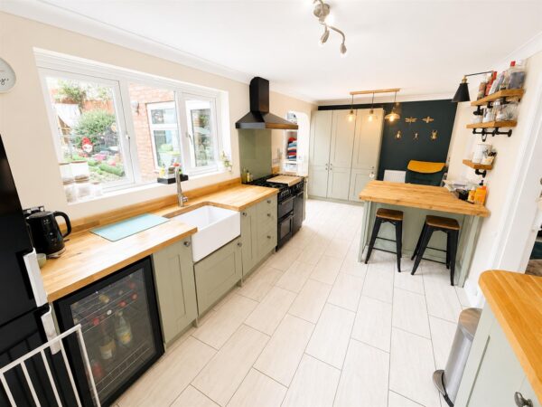 Fontwell Crescent, Corby