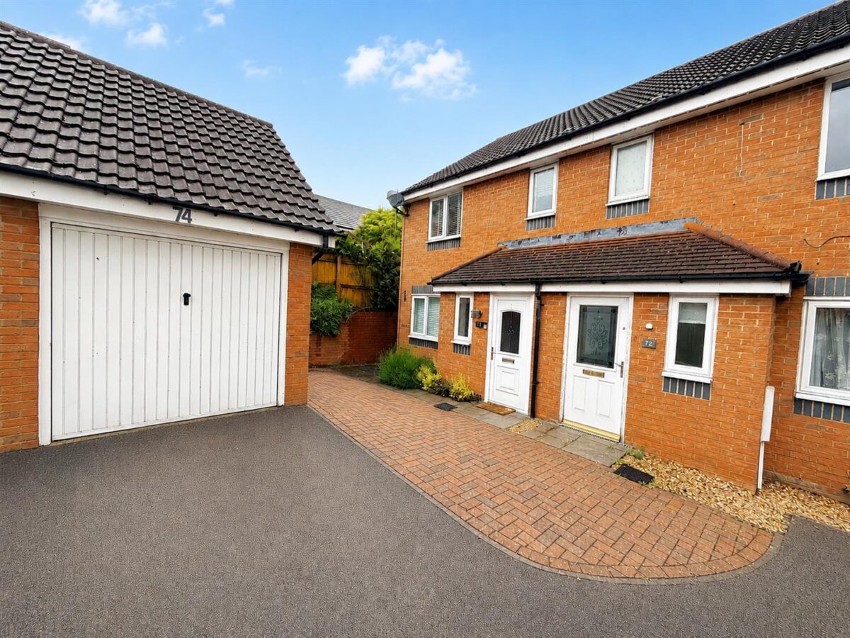 Violet Close, Corby