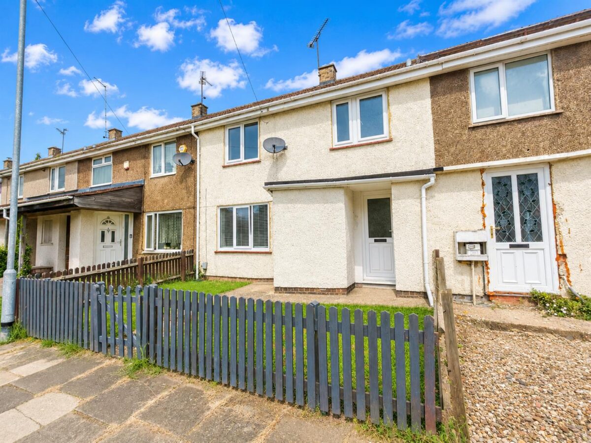 Landseer Court, Corby