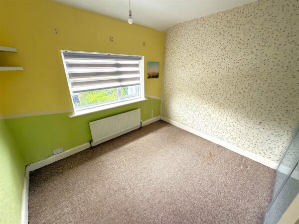 Parsons Grove, Corby