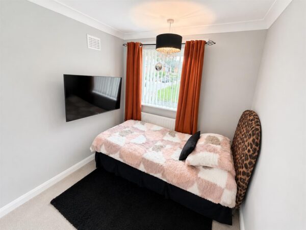Honiton Gardens, Corby
