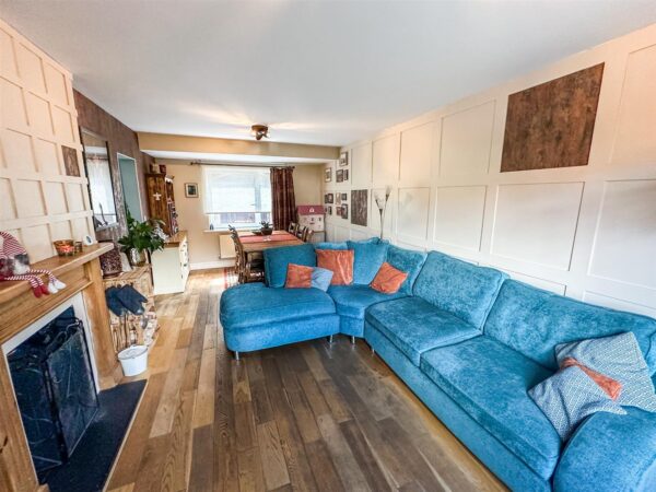 Upperfield Grove, Corby