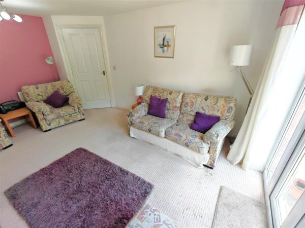 Lark Close, Corby