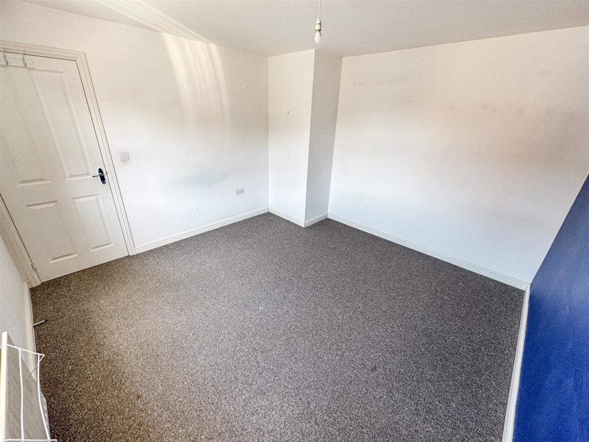 Wren Close, Corby