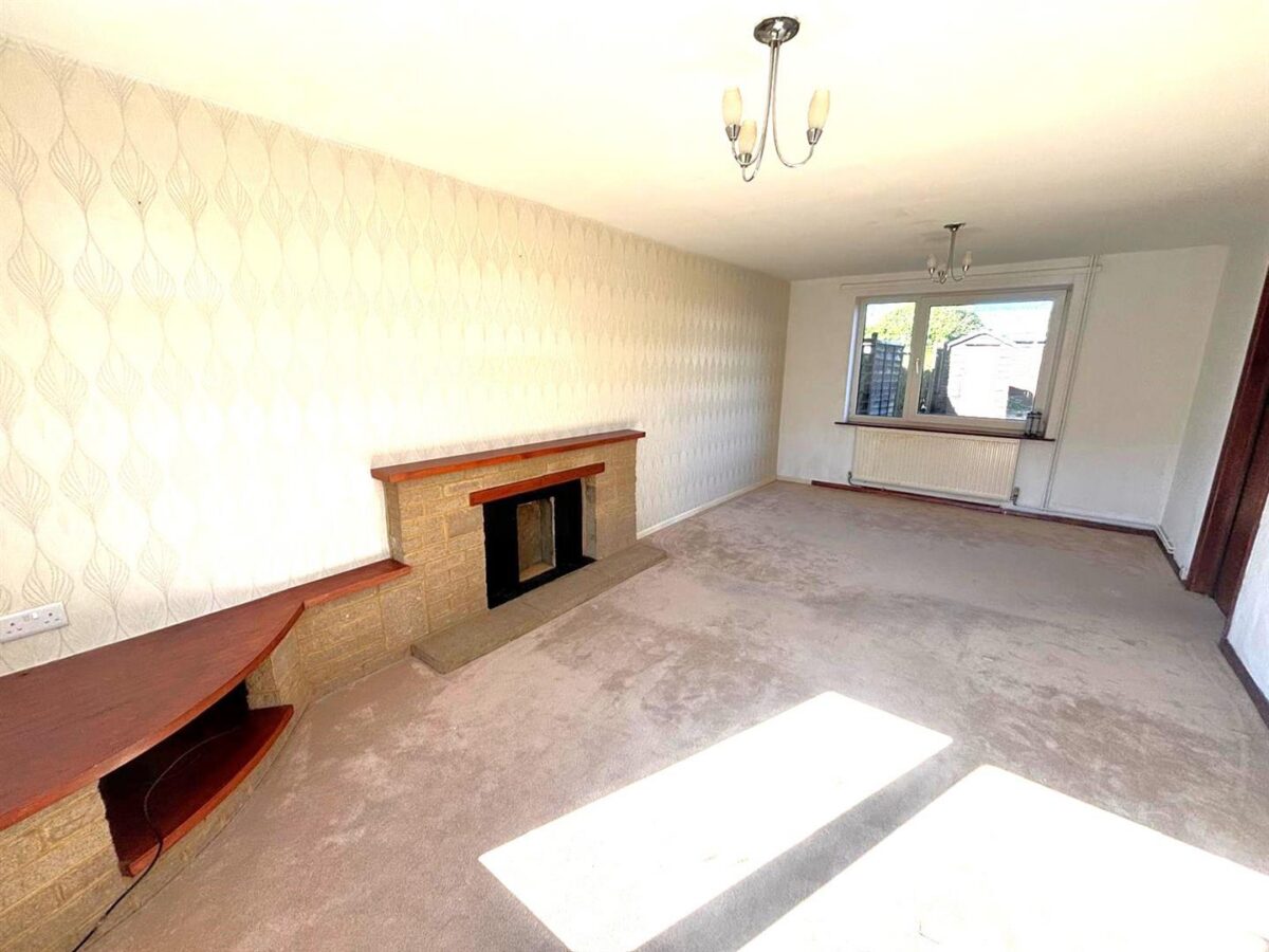 Warminster Close, Corby