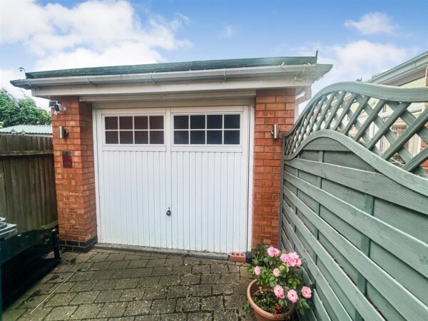 Bessemer Grove, Corby