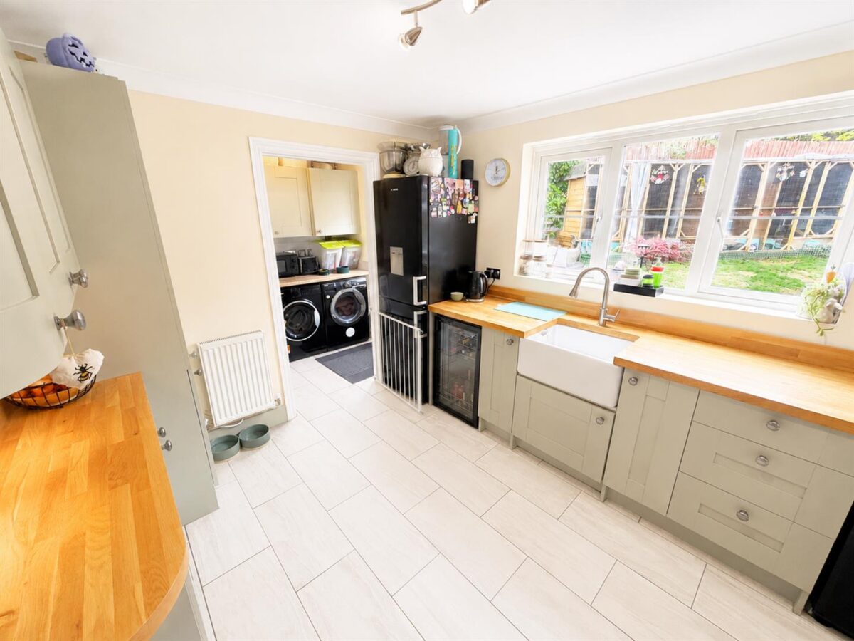 Fontwell Crescent, Corby
