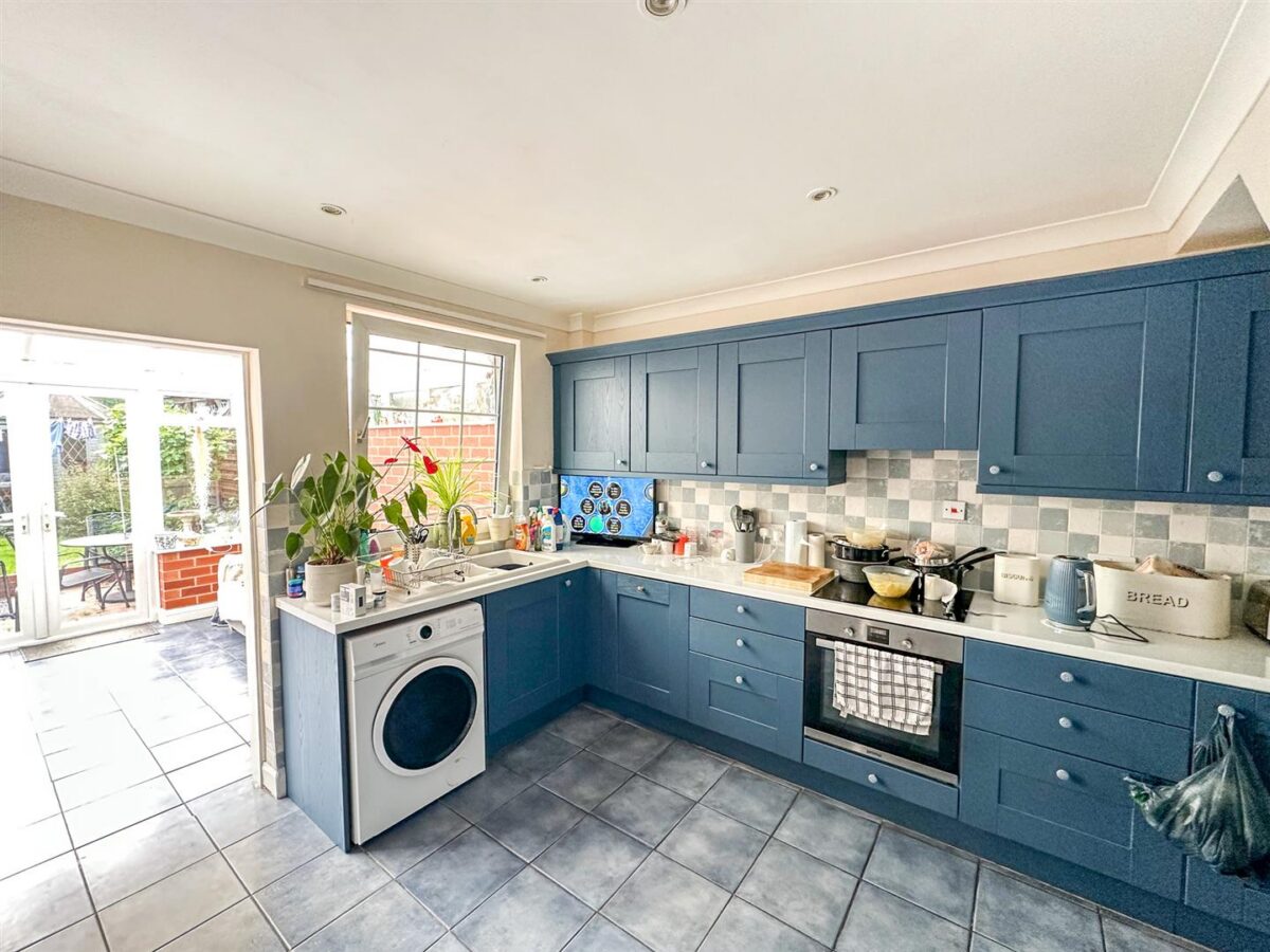 Bessemer Grove, Corby