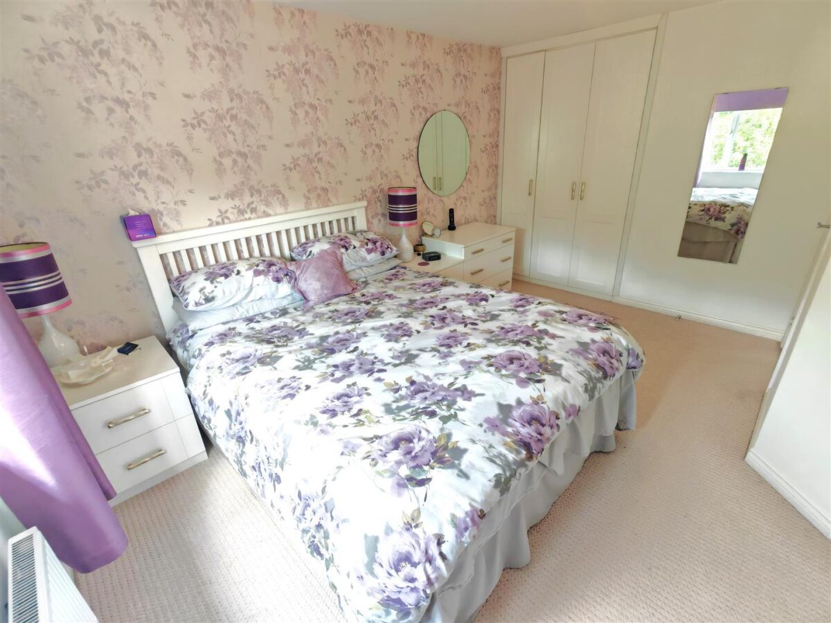 Lark Close, Corby