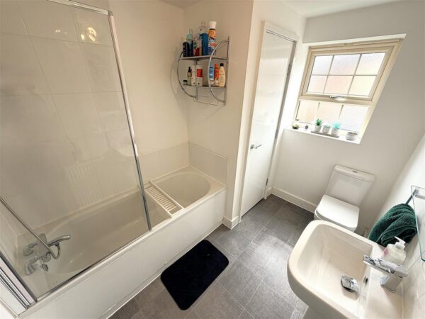 Diamond Drive, Corby, North Northamptonshire,