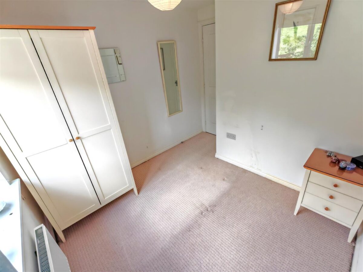 Lark Close, Corby