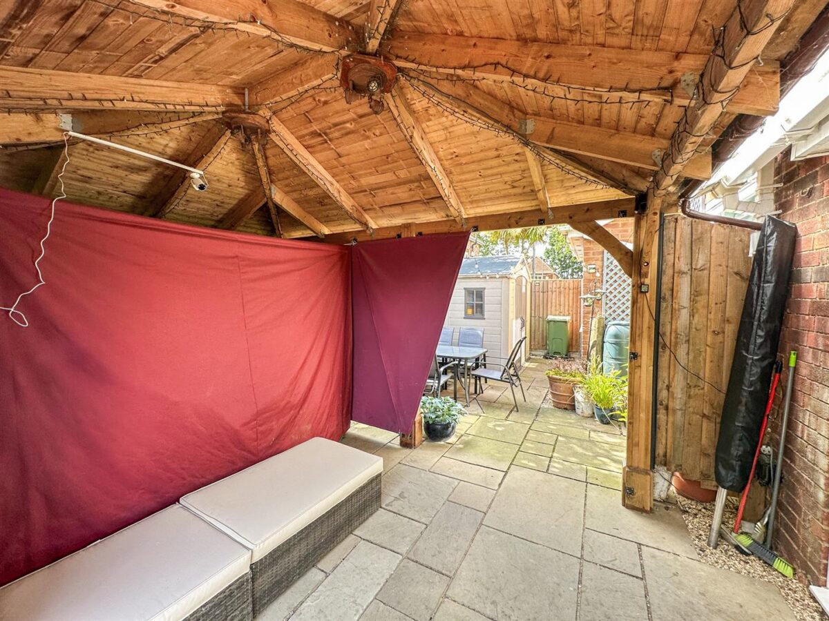 Upperfield Grove, Corby