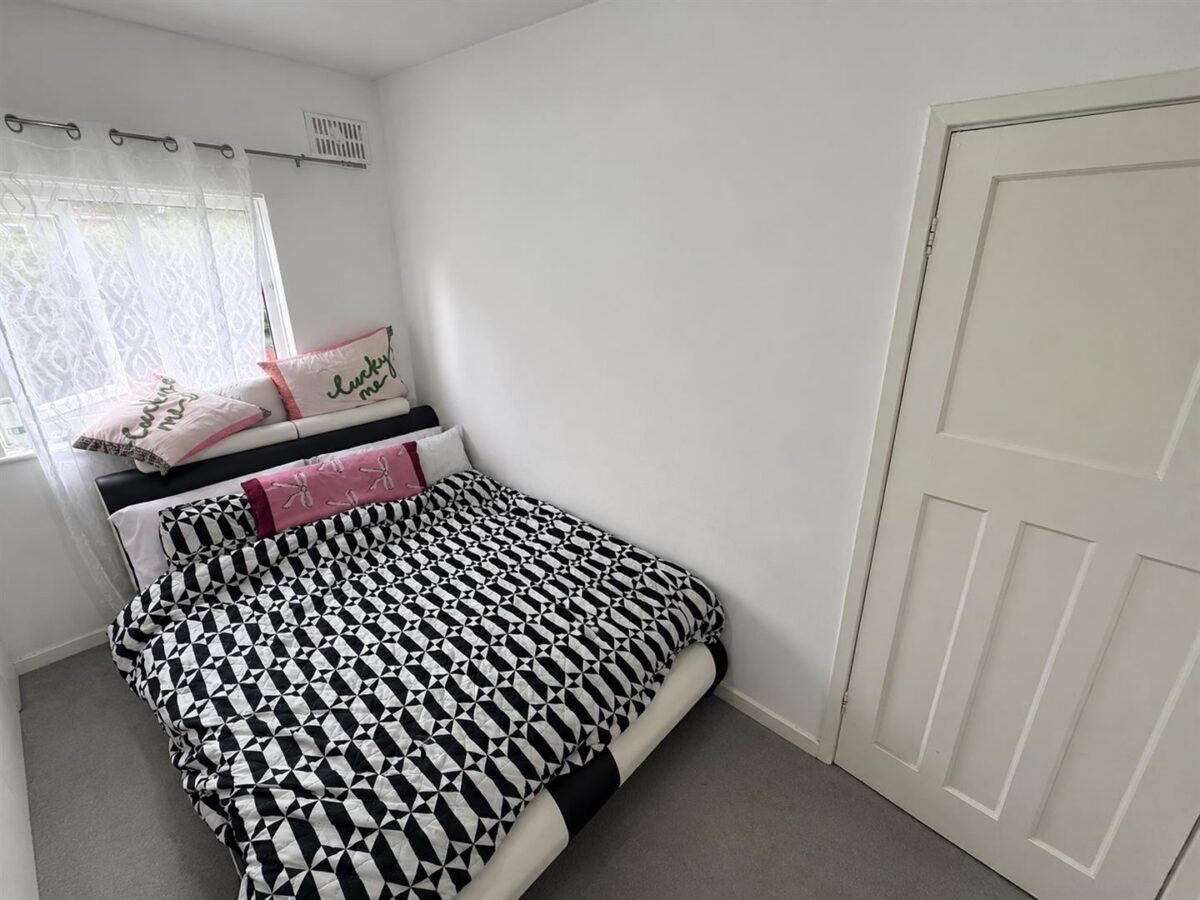 Upperfield Grove, Corby
