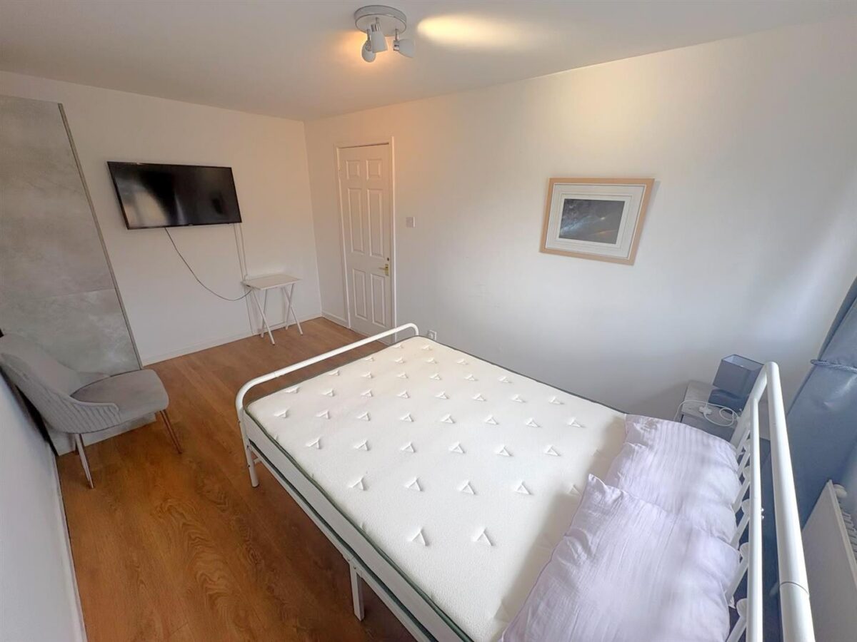 Sherwood Close, Corby