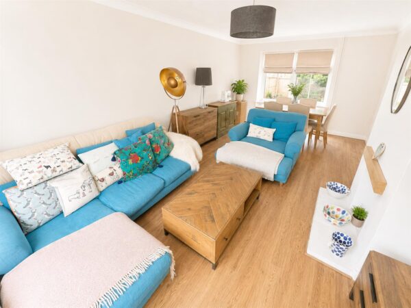 Glastonbury Road, Corby