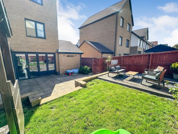 Epping Road, Corby