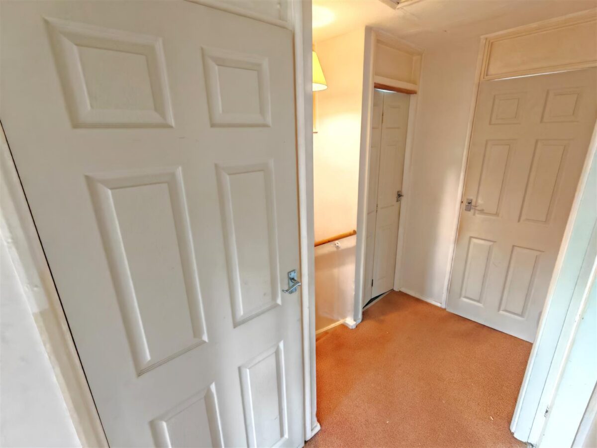 Landseer Court, Corby