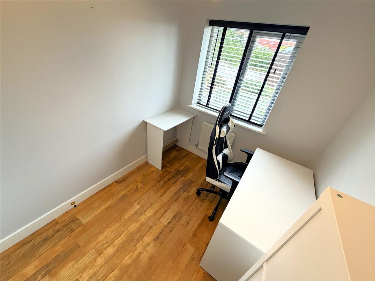 Violet Close, Corby