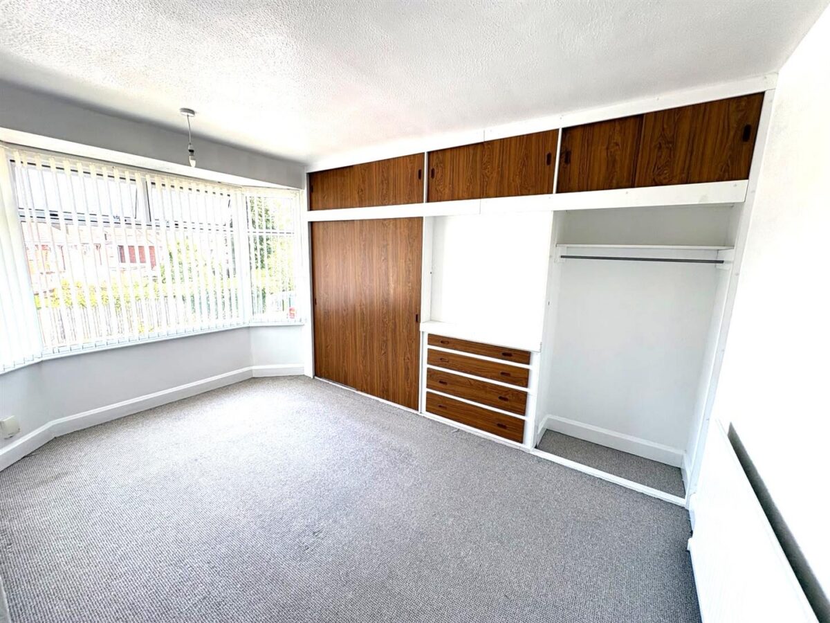 Woodlands Avenue, Corby