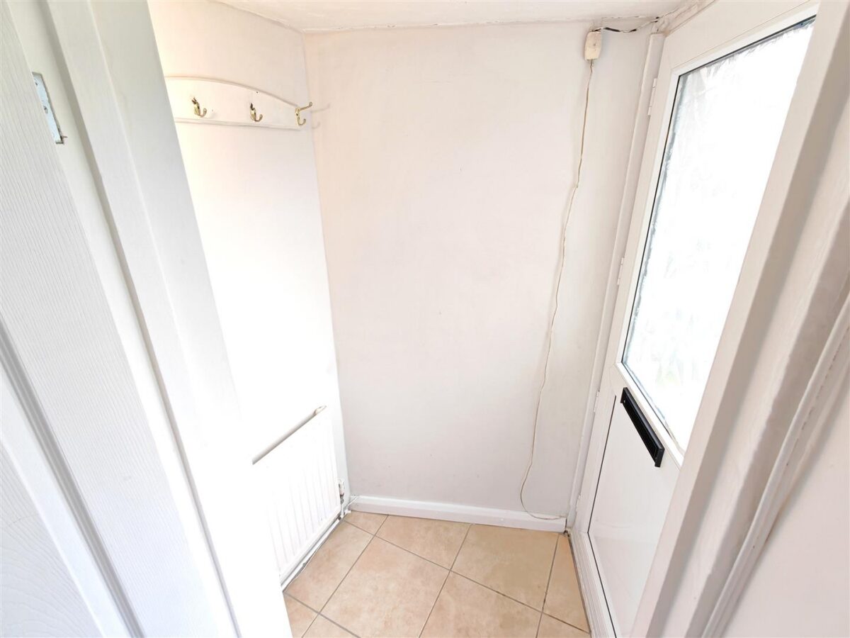 Landseer Court, Corby