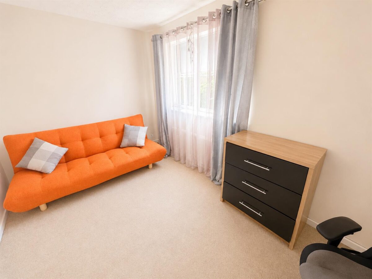 Lowry Close, Corby