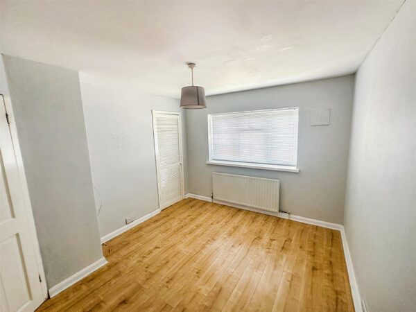 Cupar Crescent, Corby