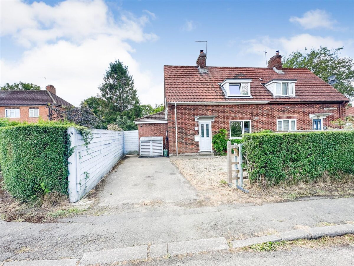 Upperfield Grove, Corby