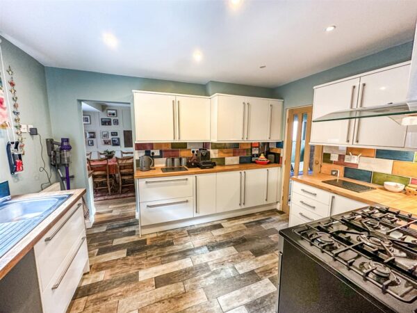 Upperfield Grove, Corby