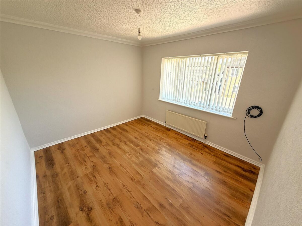 Chestnut Avenue, Corby