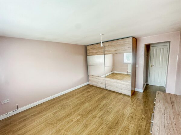 Cupar Crescent, Corby