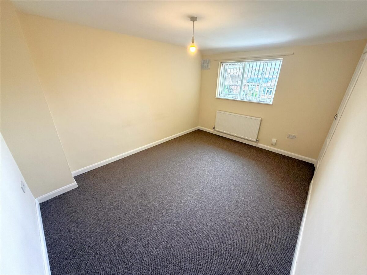 Grendon Avenue, Corby