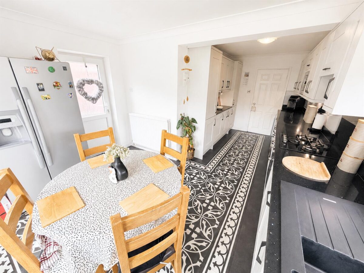 Honiton Gardens, Corby