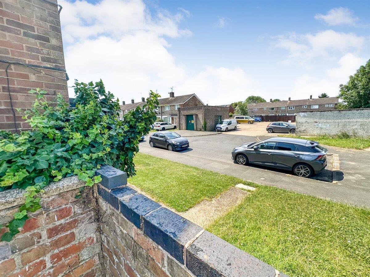 Pevensey Walk, Corby