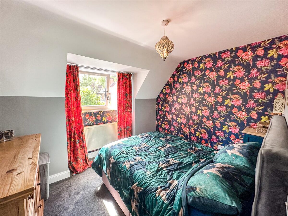 Upperfield Grove, Corby